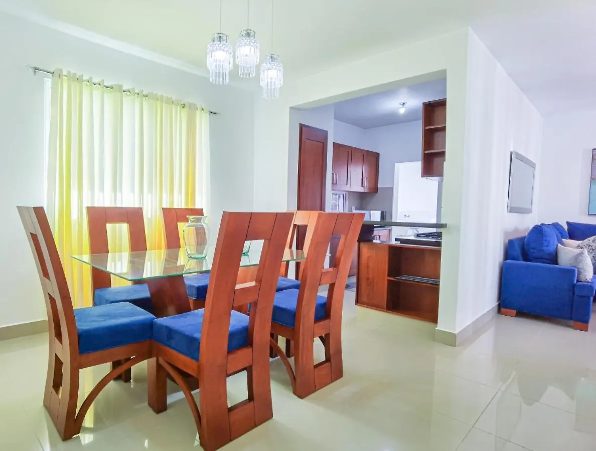 Se Renta Apartamento Amueblado , Ubicados En Santiago , 3 Habitaciones , 2 Banos , 2 Parqueo , Area De Juego Y Piscina. 산티아고 데 로스 카바예로스 아파트