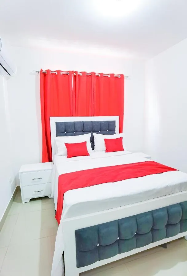 Se Renta Apartamento Amueblado , Ubicados En Santiago , 3 Habitaciones , 2 Banos , 2 Parqueo , Area De Juego Y Piscina. 산티아고 데 로스 카바예로스 도미니카 공화국
